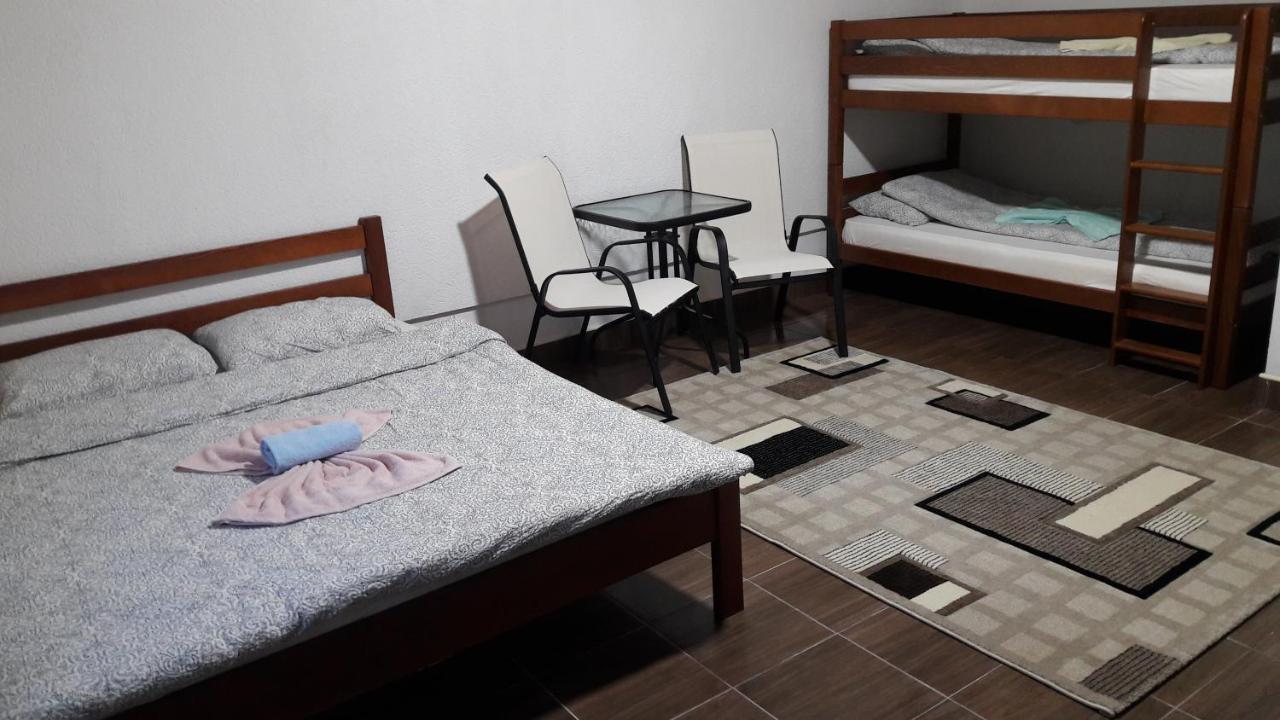 Lola Guest House Vusanje Экстерьер фото